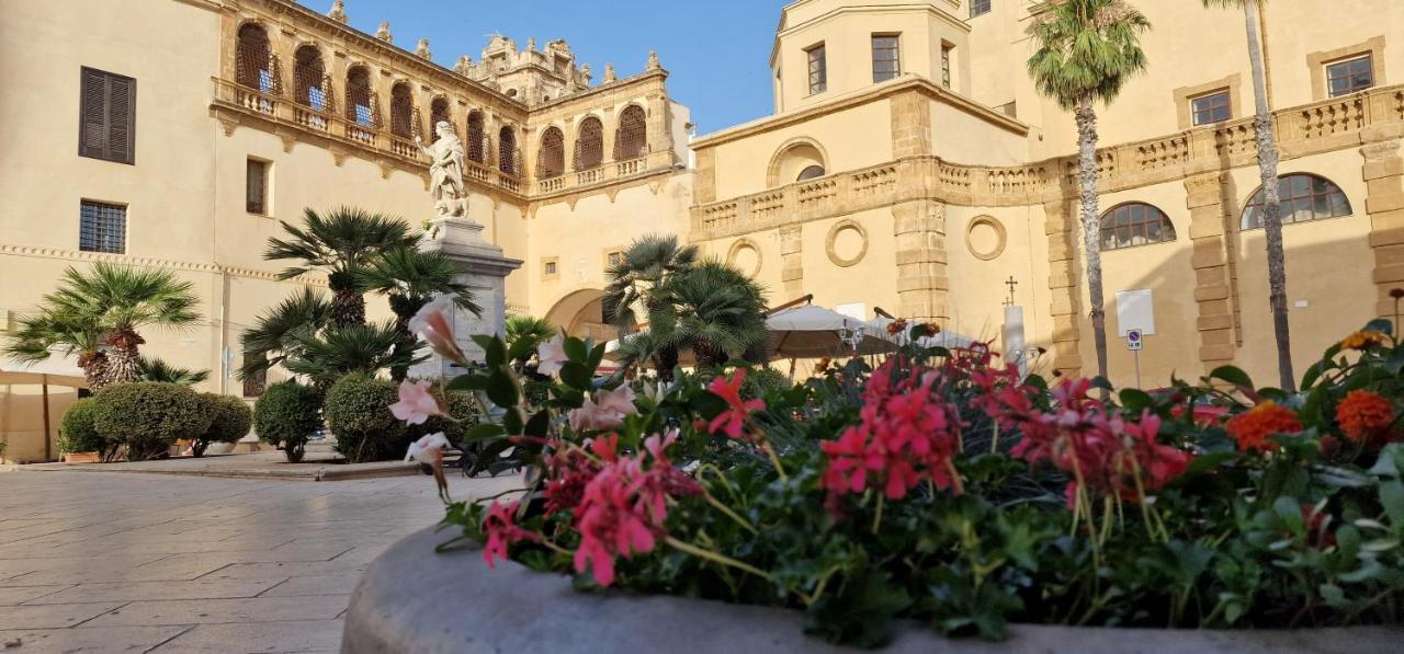 In Piazza Bed and Breakfast Mazara del Vallo Exteriör bild